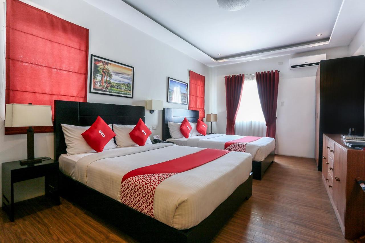 Capital O 642 The Junction Tagaytay Hotell Tagaytay City Exteriör bild