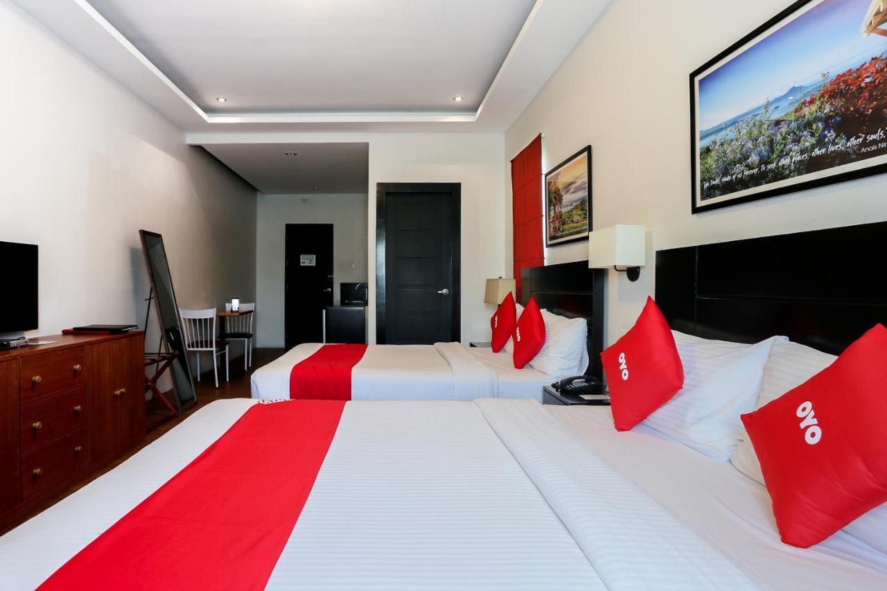 Capital O 642 The Junction Tagaytay Hotell Tagaytay City Exteriör bild